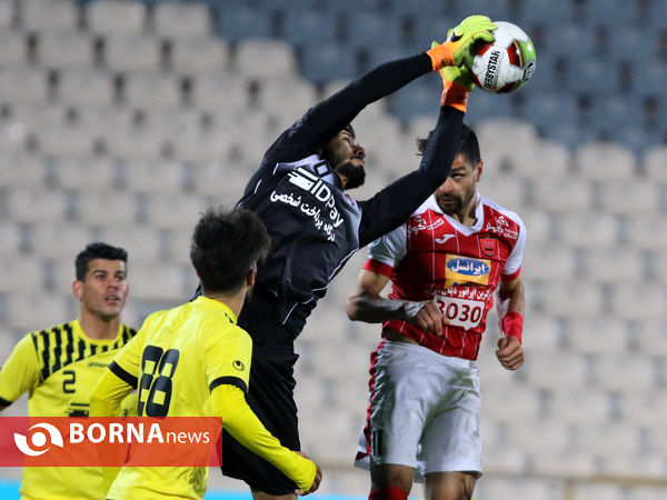 پرسپولیس ۰ -نفت ۰