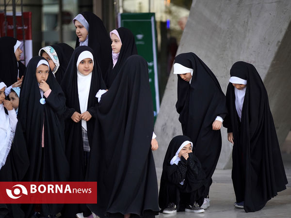 جشن جمهوری اسلامی ایران  در برج میلاد