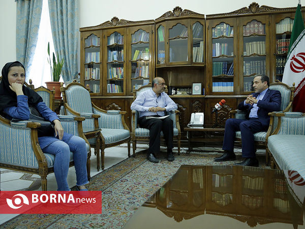 مصاحبه اختصاصی خبرگزاری برنا با دکتر عباس عراقچی