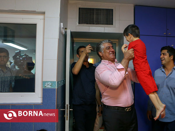 بازدید معاون وزیر ورزش و جوانان و اهالی ورزش از شیرخوارگاه آمنه