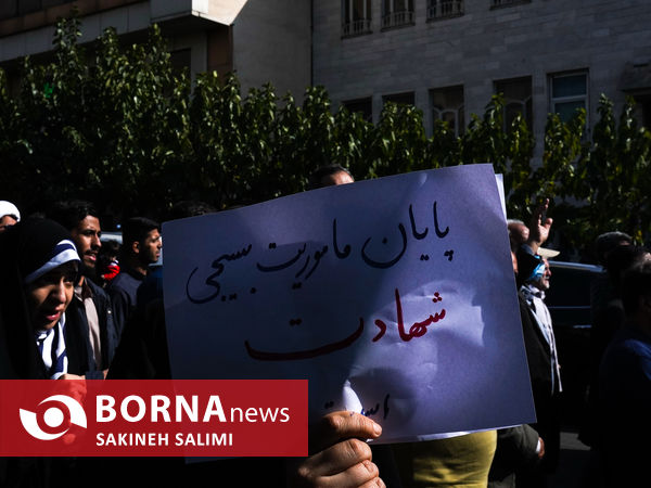 تشییع پیکر طلبه شهید آرمان علی‌وردی