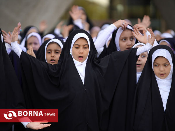 جشن جمهوری اسلامی ایران  در برج میلاد