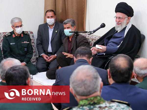 دیدار فرماندهان و مسئولان ارشد نیروهای مسلح با رهبر انقلاب
