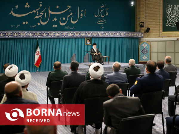دیدار دست‌اندرکاران برگزاری کنگره شهدای استان قم با مقام معظم رهبری