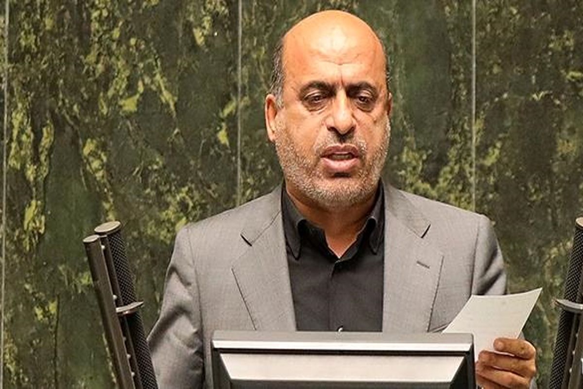 آصفری: بذرپاش با بدنه دولت و مجلس آشناست و می تواند مدیر لایقی در حوزه وزارت راه و شهرسازی باشد