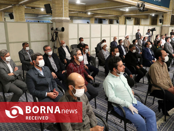 دیدار دست‌اندرکاران برگزاری کنگره شهدای استان قم با مقام معظم رهبری