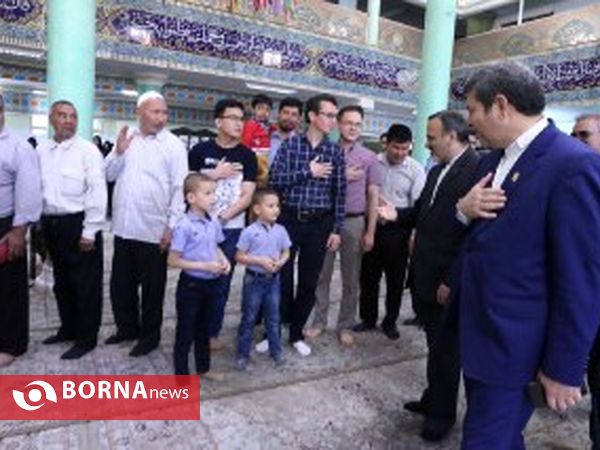 بازدید استاندار خراسان رضوی از روند رای گیری استان