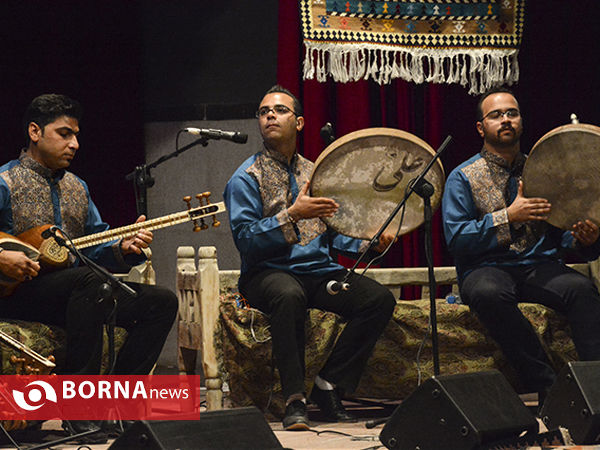 کنسرت گروه موسیقی سنتی "ایراهستان" در لارستان