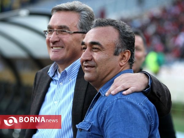 دیدار تیم های فوتبال پرسپولیس- صنعت نفت آبادان