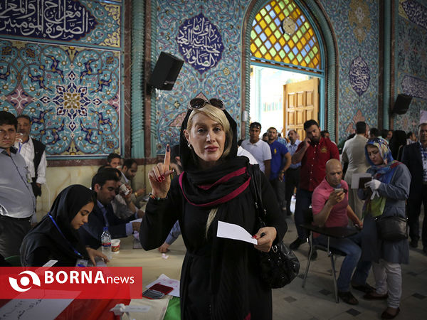 انتخابات ریاست جمهوری و شورای شهر و روستا در حسینیه ارشاد - 3