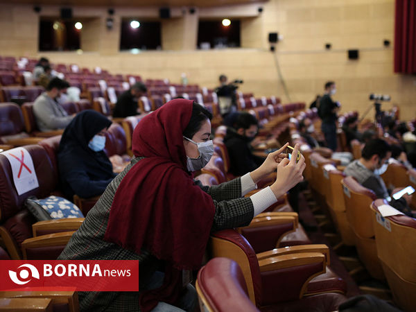 نشست خبری دبیر چهلمین جشنواره فیلم فجر