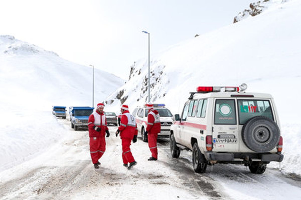 9 استان متاثر از سوانح جوی/ امدادرسانی به بیش از 200 گرفتار در برف و کولاک