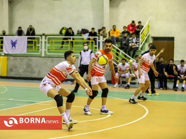 دیدار تیم های والیبال کیهان موتور اراک - آیدانه چالدران