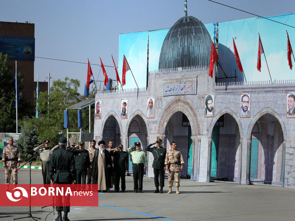 مراسم دانش‌آموختگی دانشجویان دانشگاه امام حسین (ع) با حضور رهبر انقلاب