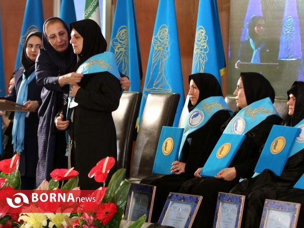 سومین آیین نکوداشت مادران نمونه شهر شیراز