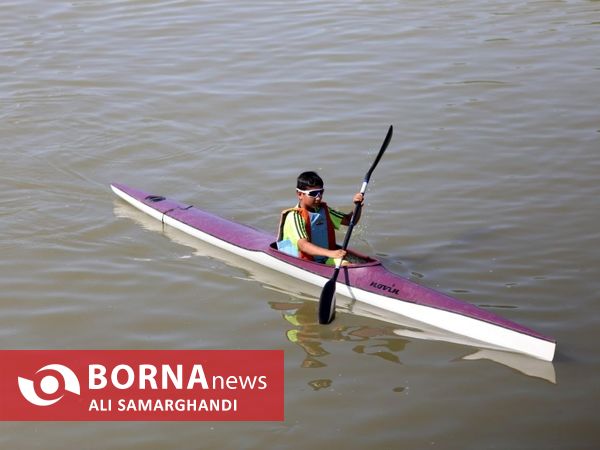 مسابقات قایقرانی در بندرانزلی