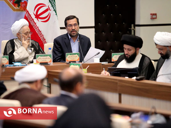 جلسه شورای هماهنگی بزرگداشت دهه کرامت در شیراز
