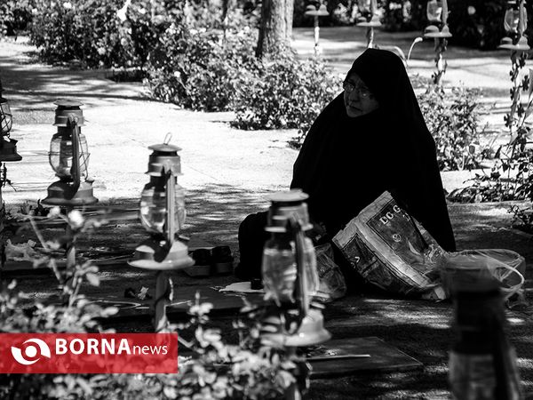 مادری فرزند خود را هدیه کرد