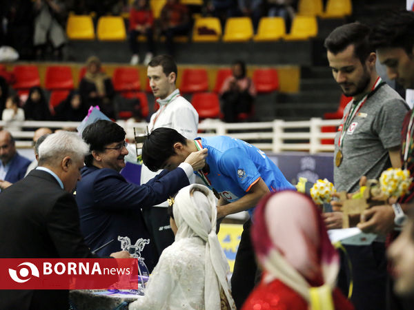 دیدار نهایی و اختتامیه بیست و نهمین دوره مسابقات بین المللی بدمینتون جام دهه فجر در شیراز