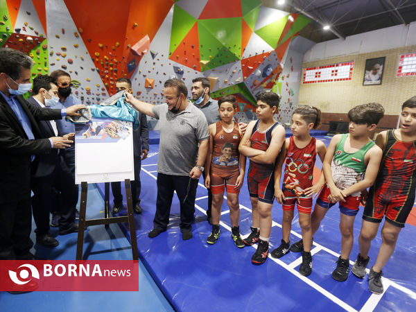 افتتاح پروژه های ورزشی و فرهنگی شهرداری شیراز