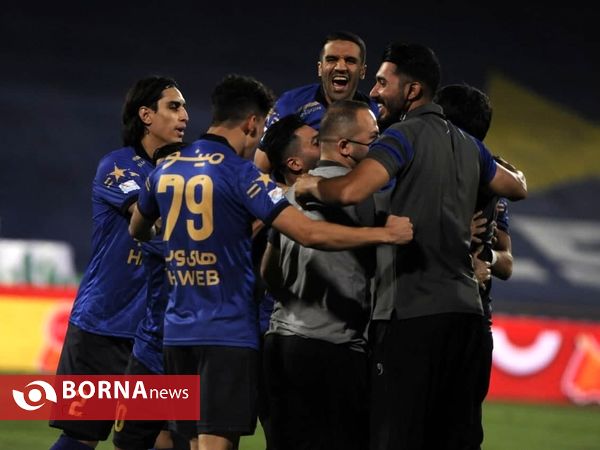 دیدار تیم های فوتبال استقلال- گل گهر سیرجان