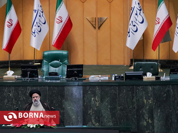 نشست مشترک مجلس و دولت با حضور روسای دو قوه