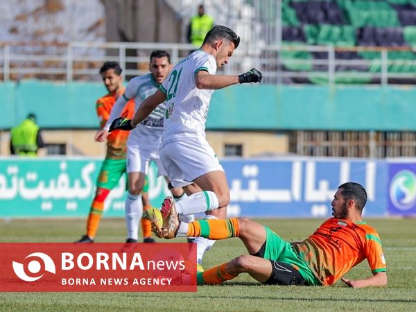 دیدار تیم های فوتبال آلومینیوم - مس