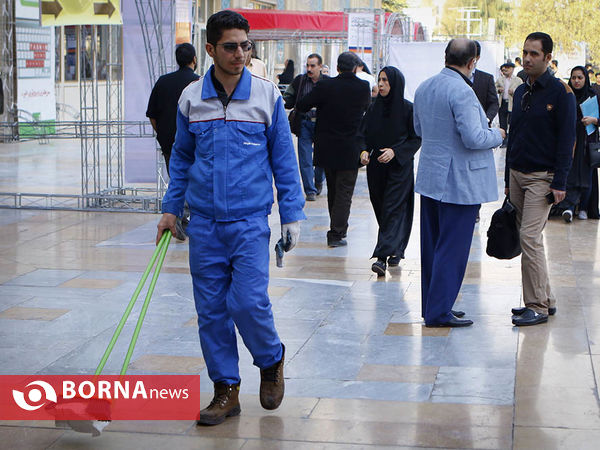 در حاشیه نمایشگاه مطبوعات