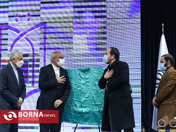 آیین تجلیل از دانش آموزان پژوهشگر و فناوران برگزیده