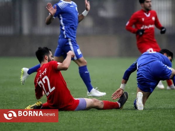 دیدار تیم های  فوتبال سپیدرود رشت _ نیروی زمینی تهران