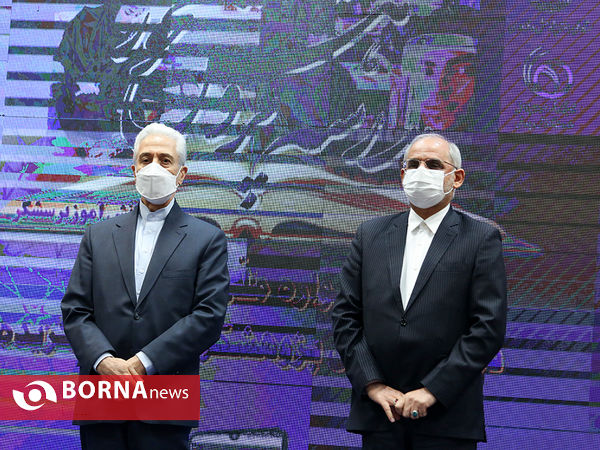 آیین تجلیل از دانش آموزان پژوهشگر و فناوران برگزیده