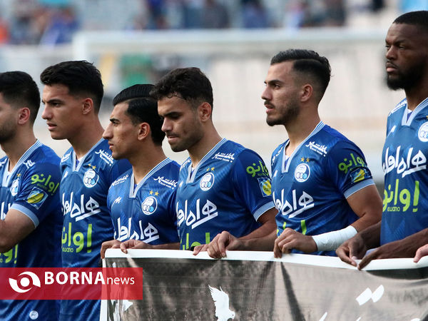 دیدار تیم های فوتبال استقلال- نفت مسجدسلیمان