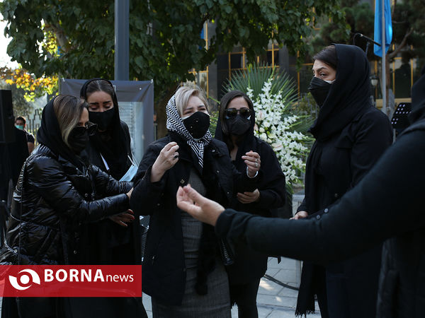 مراسم وداع با پورنگ پورشیرازی