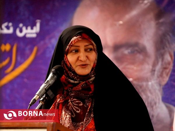 تجلیل از کریم اکبری مبارکه در فرهنگسرای معرفت