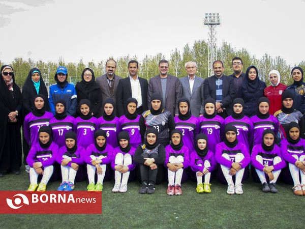 بازدید معاون وزیر ورزش از آکادمی فوتبال و سالن تیراندازی مجموعه ورزشی آزادی