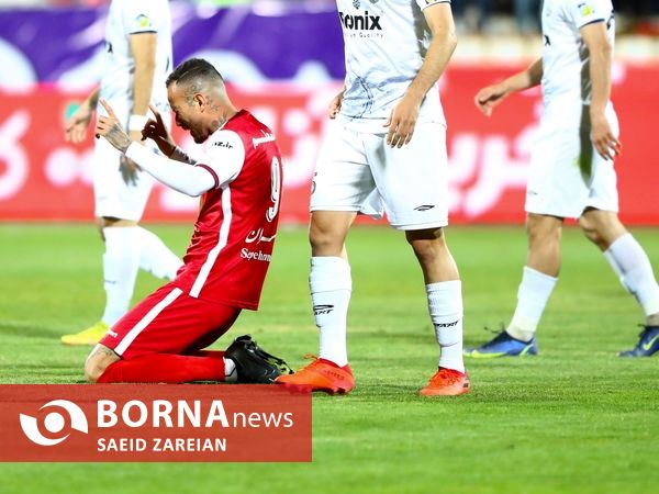 دیدار تیم های پرسپولیس تهران -ملوان بندرانزلی