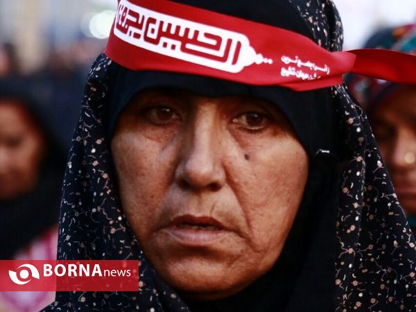 نمای نزدیک اربعینیون شلمچه