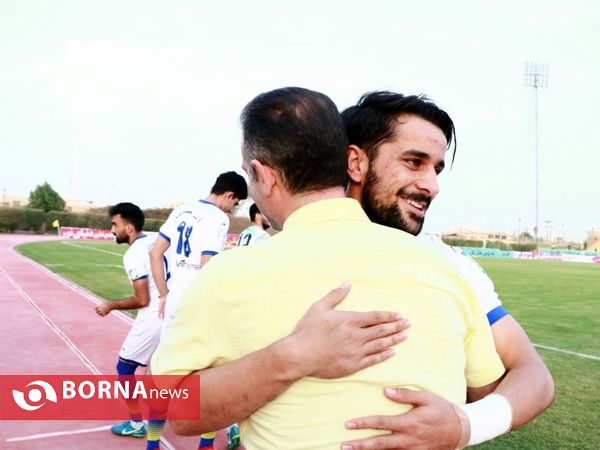 صنعت نفت آبادان-گسترش فولاد تبریز