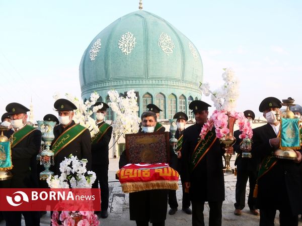 آیین تعویض پرچم گنبد مسجد مقدس جمکران