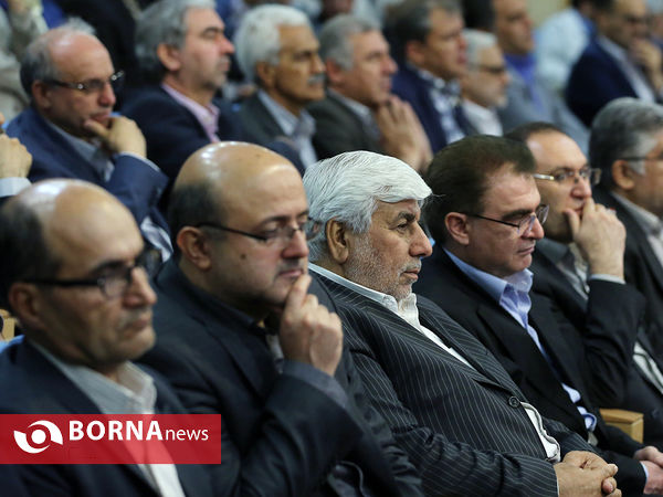 ضیافت افطار رییس جمهوری با اساتید و پزشکان