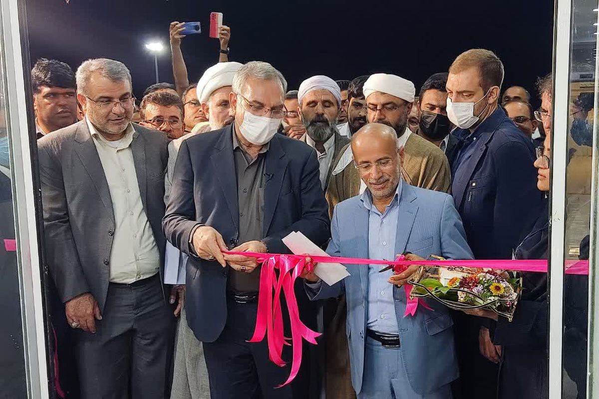 افتتاح بیمارستان صدیقی گله دار پس از ۱۵ سال انتظار با حضور وزیر بهداشت