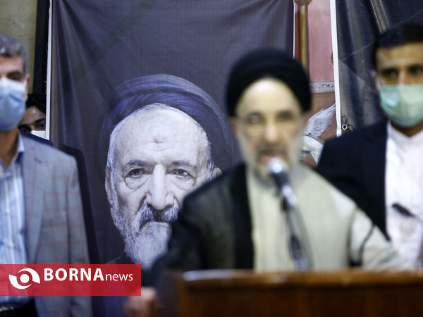 وداع با پیکر حجت الاسلام و المسلمین دعایی