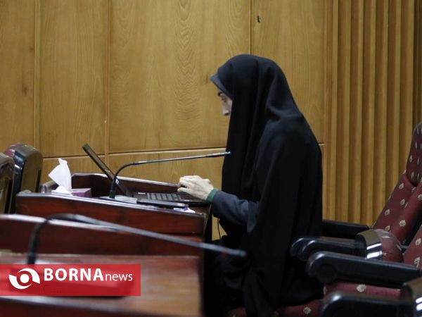 نشست خبری ستاد مدیریت کرونا با حضور استاندار کرمان و سایر اعضای ستاد