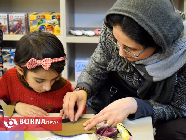 کارگاه شاهنامه‌خوانی گروه نونهالان همایون خبرگزاری برنا در شهر کتاب کرمانشاه