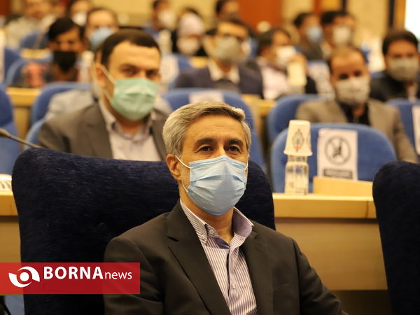 نشست هم اندیشی نظام مسائل استان همدان با حضور جوانان به ریاست استاندار