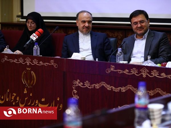 دیدار اعضای فراکسیون مستقلین مجلس با وزیر ورزش و جوانان