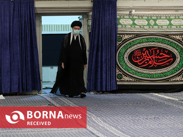 دومین شب عزاداری اباعبدالله الحسین(ع) با حضور رهبر انقلاب