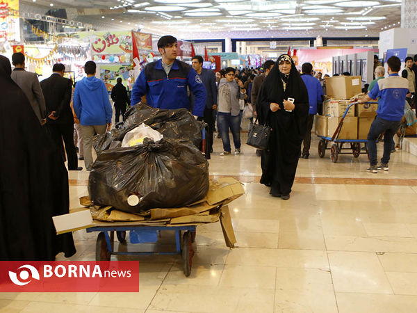 در حاشیه نمایشگاه مطبوعات