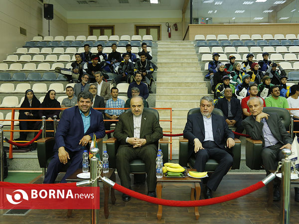 بازدید وزیر ورزش و جوانان از تمرین تیم ملی تیراندازی