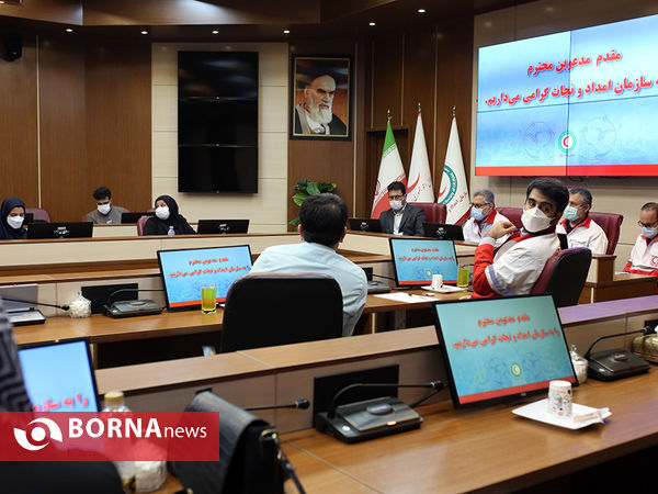 بازدید خبرنگاران از سازمان امداد و نجات جمعیت هلال احمر